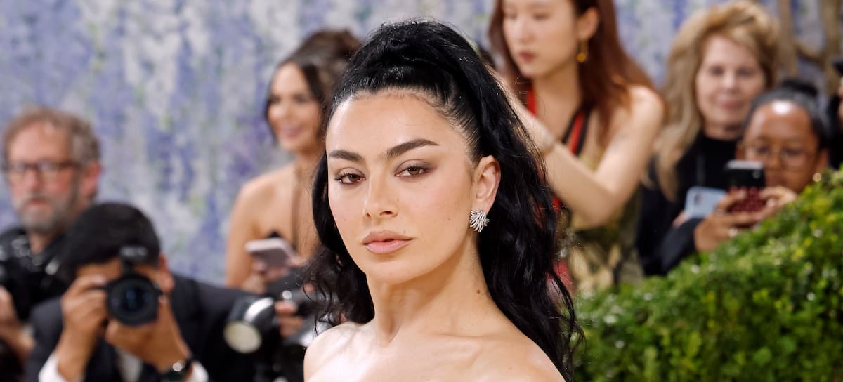 Charli XCX en la Met Gala, 4 de mayo de 2026, en New York (Photo by Taylor Hill/Getty Images)