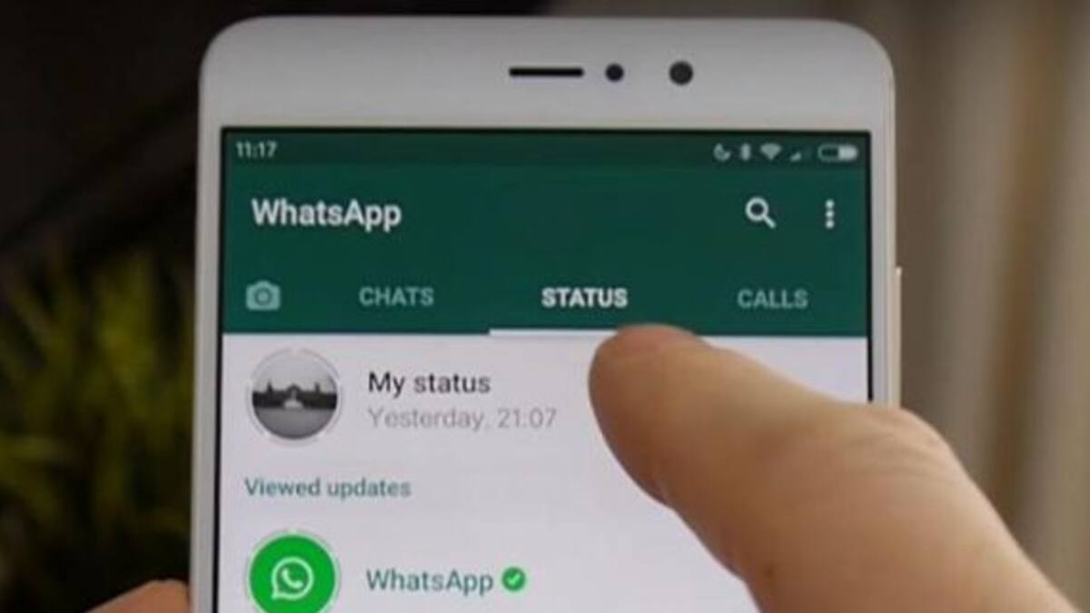¿Cómo escuchar un audio de WhatsApp sin que se cierre la aplicación?