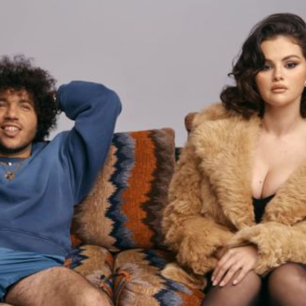 Selena Gomez comparte "Stained", una canción para sus fans