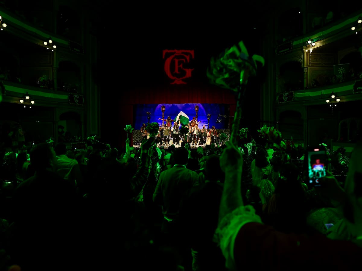 Finalistas COAC 2026: las agrupaciones que pasan a la Gran Final en adultos