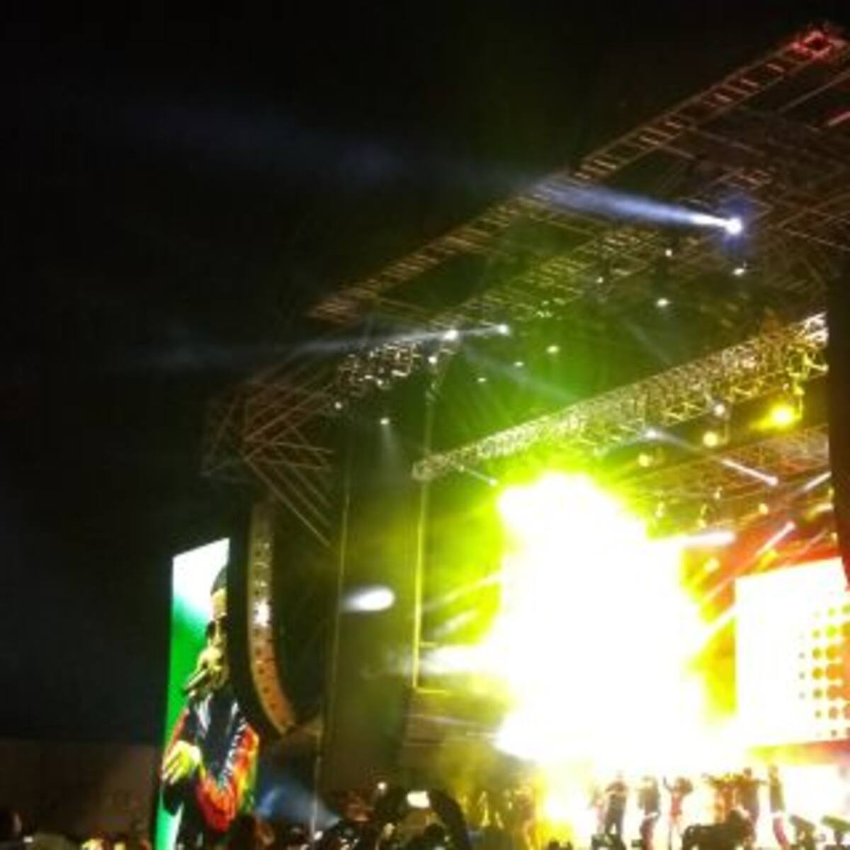 ¡Daddy Yankee y Ozuna hicieron vibrar a GEBA!