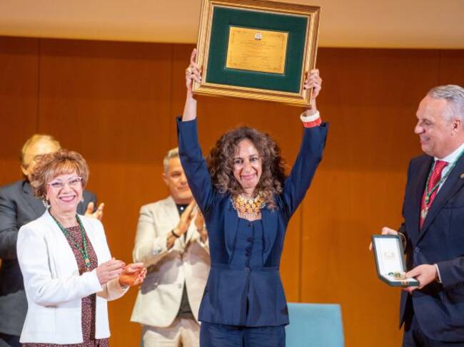 Rosario Flores aseguró sentirse "muy honrada, orgullosa y emocionada".