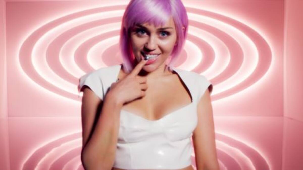 Miley Cyrus estrena vídeo como Ashley O