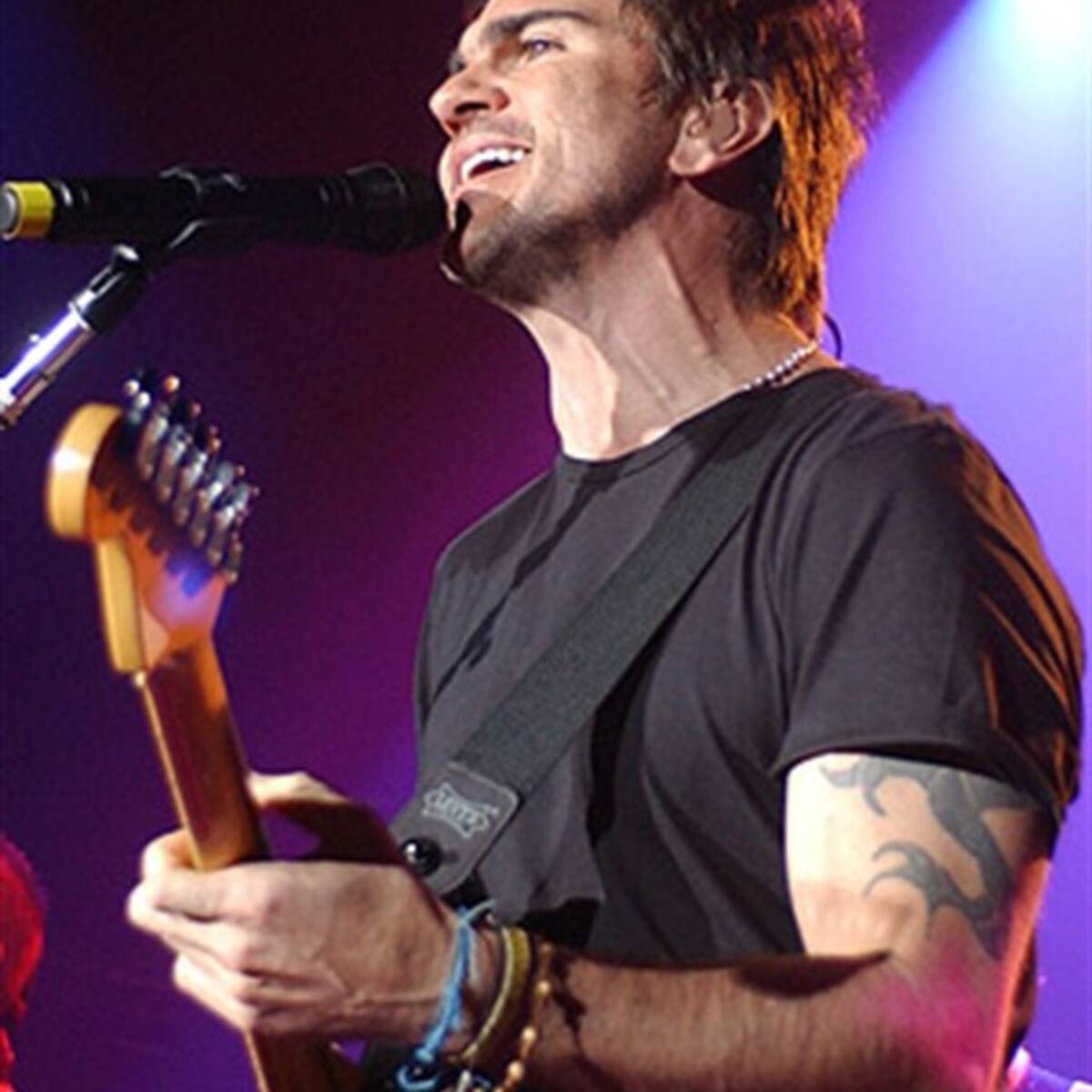 Ya suena lo nuevo de Juanes