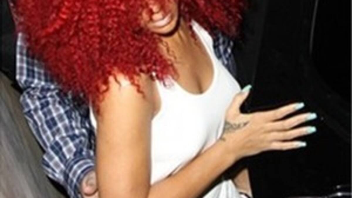 Rihanna, ahora con el pelo afro