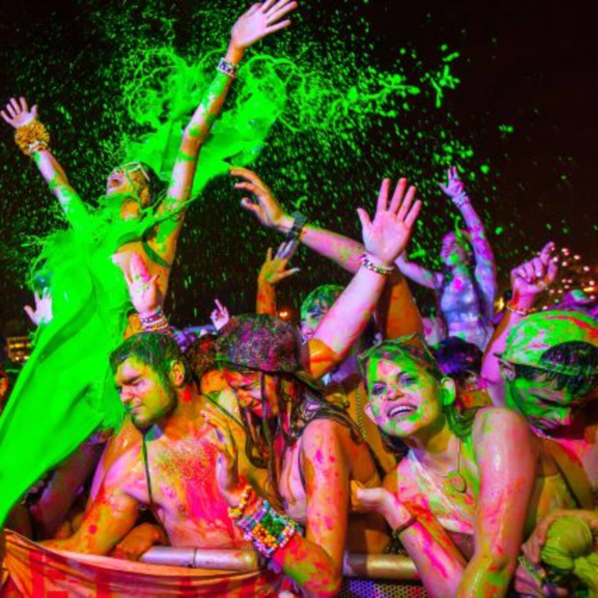 ¿Listos para bailar con Nervo en Life In Color?