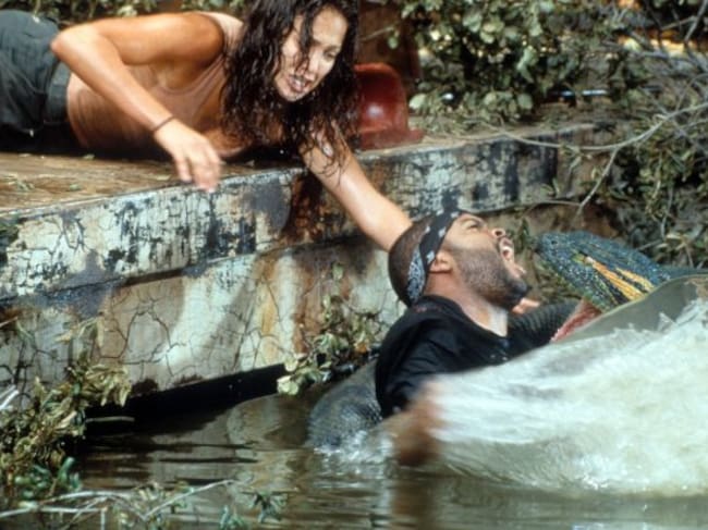 Jennifer Lopez, en una escena de la película &#039;Anaconda&#039;, de 1997.)