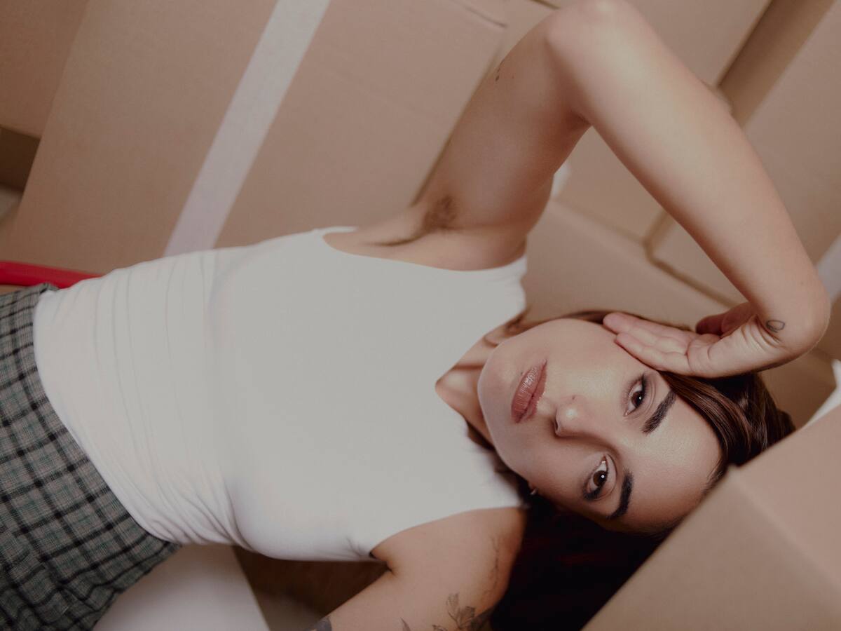 Chica Sobresalto presenta su nuevo disco arropada por históricos de OT y un cambio rompedor de estilo