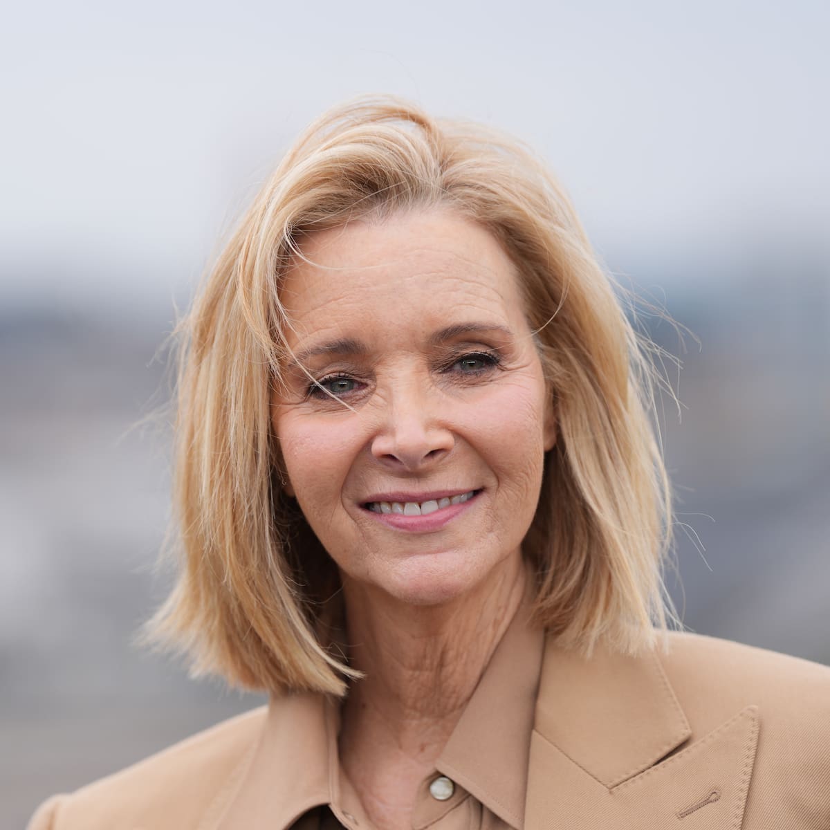 Lisa Kudrow declara que nunca ha visto ‘Friends’ al completo: “Hace nada la empecé a ver antes de irme a dormir”