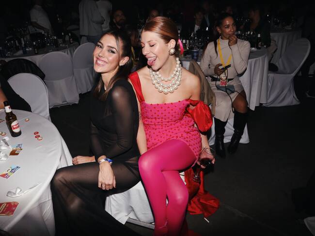 Anna Padilla y Anita Matamoros.