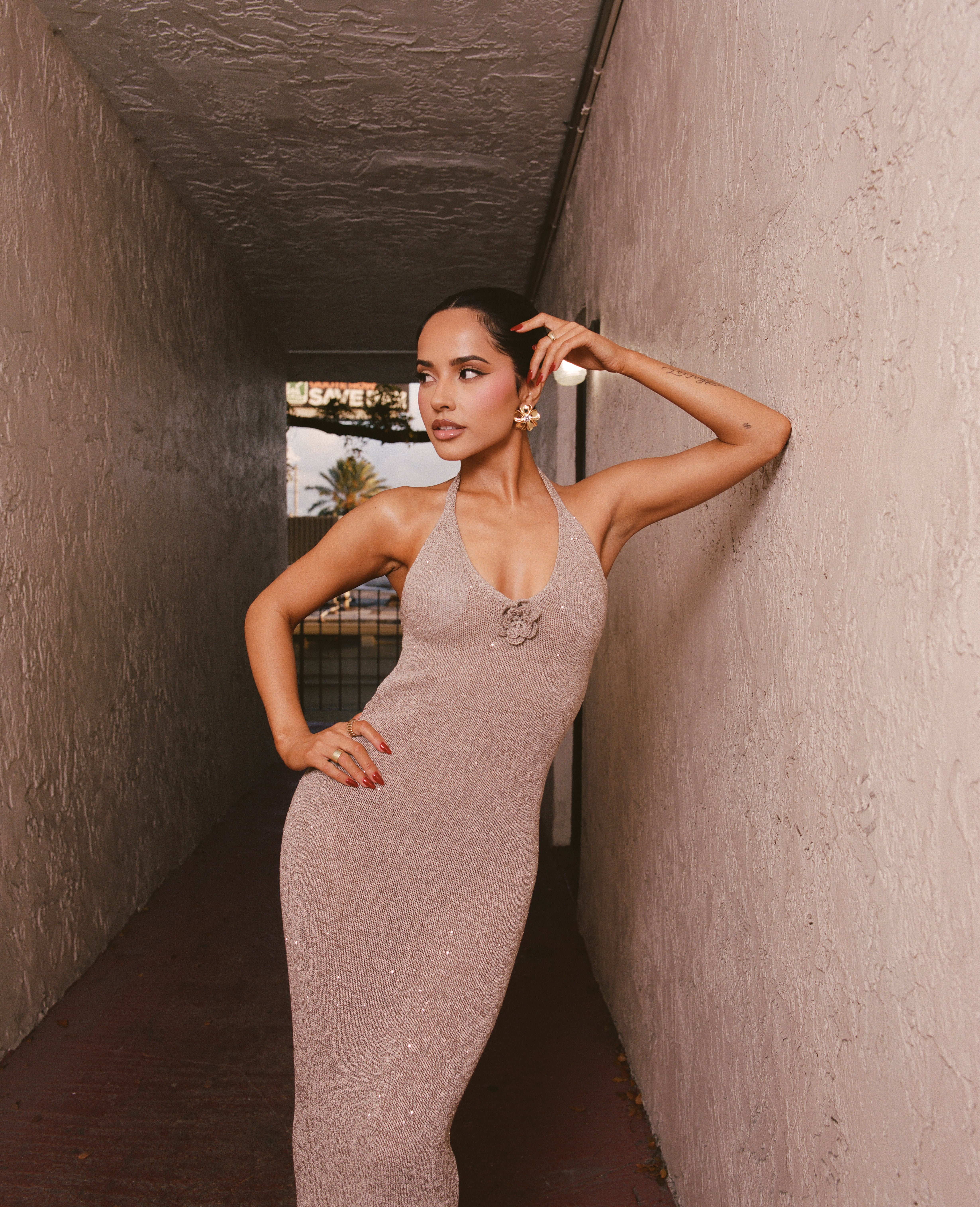 La artista Becky G estrena &#039;Qué haces&#039; con Manuel Turizo