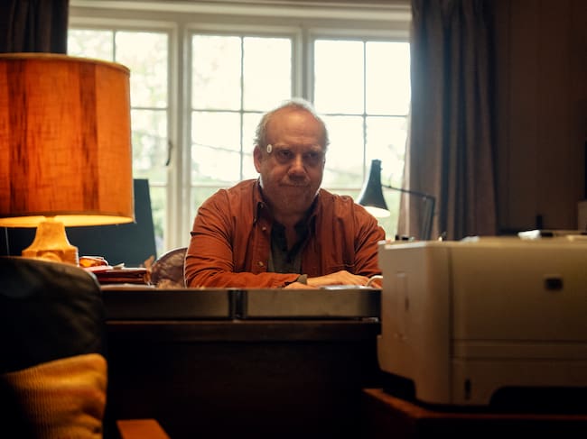 Paul Giamatti en un fotograma de la séptima temporada de 'Black Mirror'