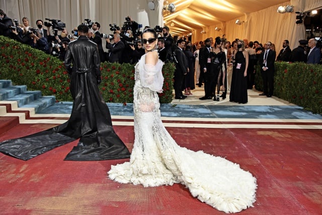 Rosalía en la Met Gala de 2022