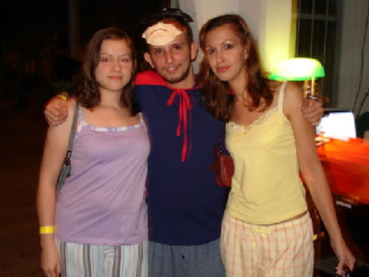 Mmm... era de pijamas o de capas???