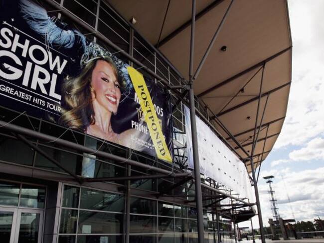 Así lucía el recinto de Sídney cuando tuvo que cancelar sus conciertos tras serle diagnosticado cáncer en 2005.