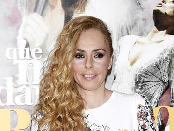 EL VÍDEO DE ‘TOUT L’UNIVERS’ DE EUROVISIÓN SE LLENA DE COMENTARIOS SURREALISTAS POR ROCÍO CARRASCO