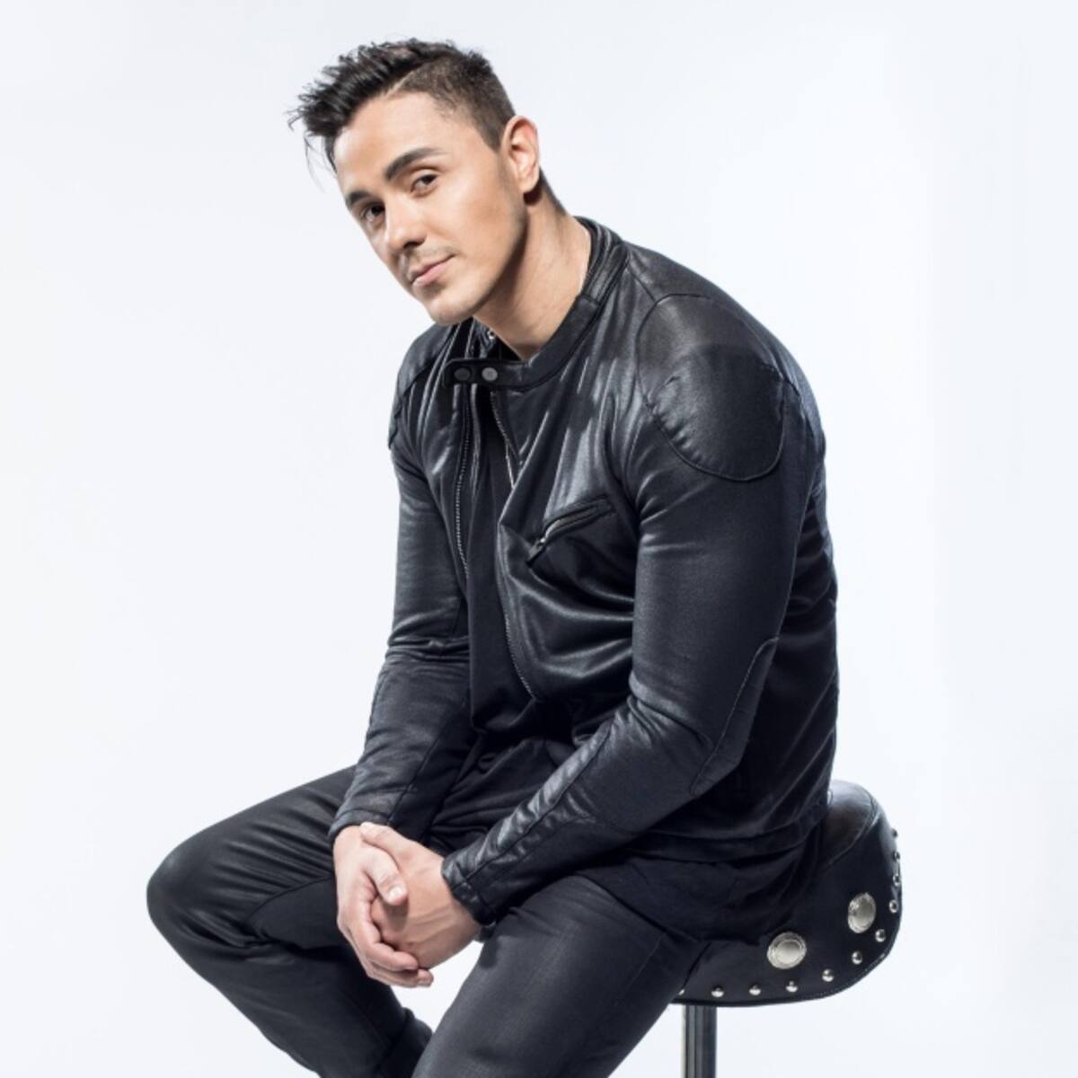 Rosas o Espinas de Joey Montana