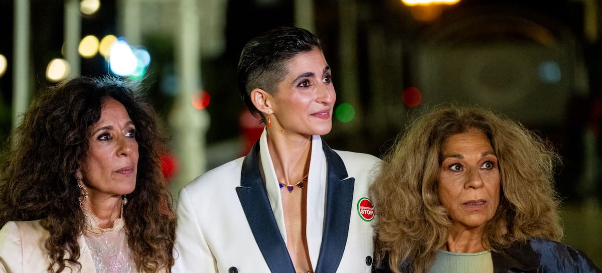 Las hermanas Flores y su sobrina Alba Flores.