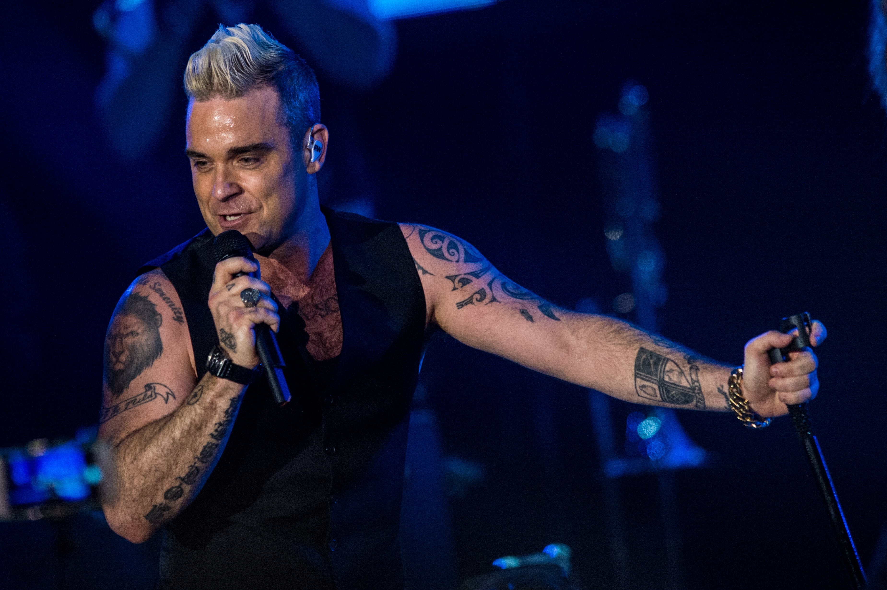 Robbie Williams en el Lucca Summer Festival de 2015