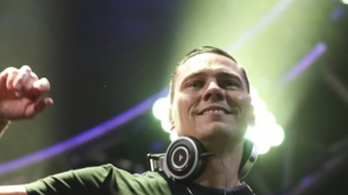 Tiësto con Icona Pop