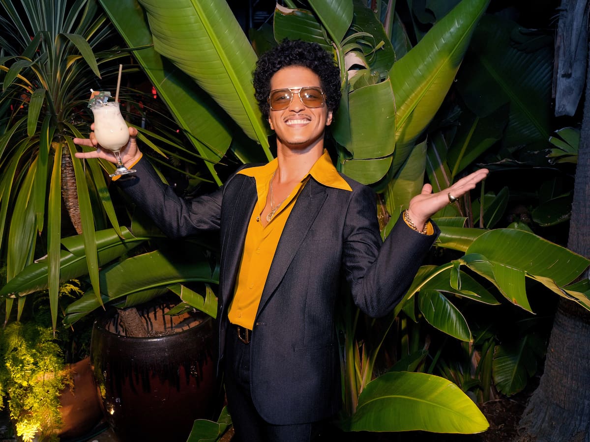 ¿Es el 9 el nuevo número fetiche de Bruno Mars para sus discos?