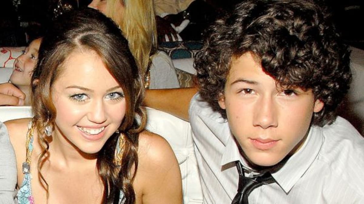 ¿Nick Jonas sigue pensando en Miley Cyrus?