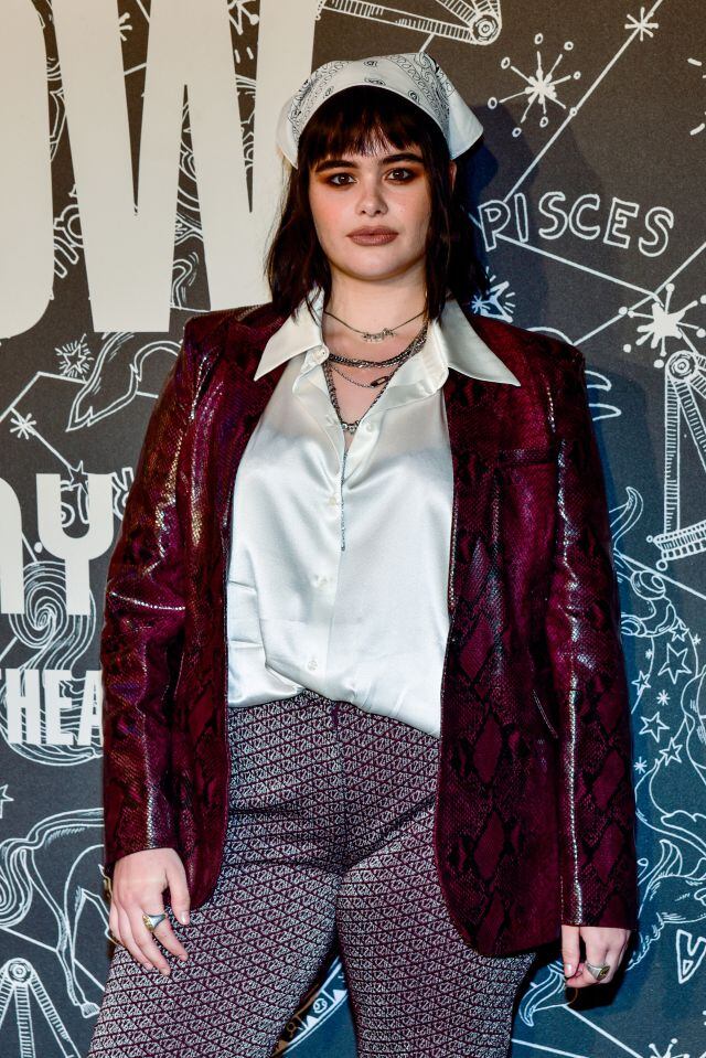 Barbie Ferreira, su compañera en &#039;Euphoria&#039;, no quiso perderse el desfile.