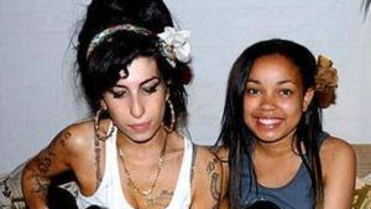 Amy Winehouse triunfa en la televisión británica