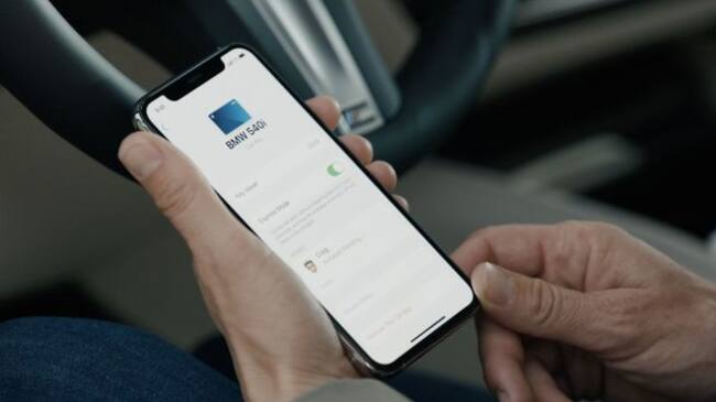El primer coche que podrás abrir con un iPhone será BMW