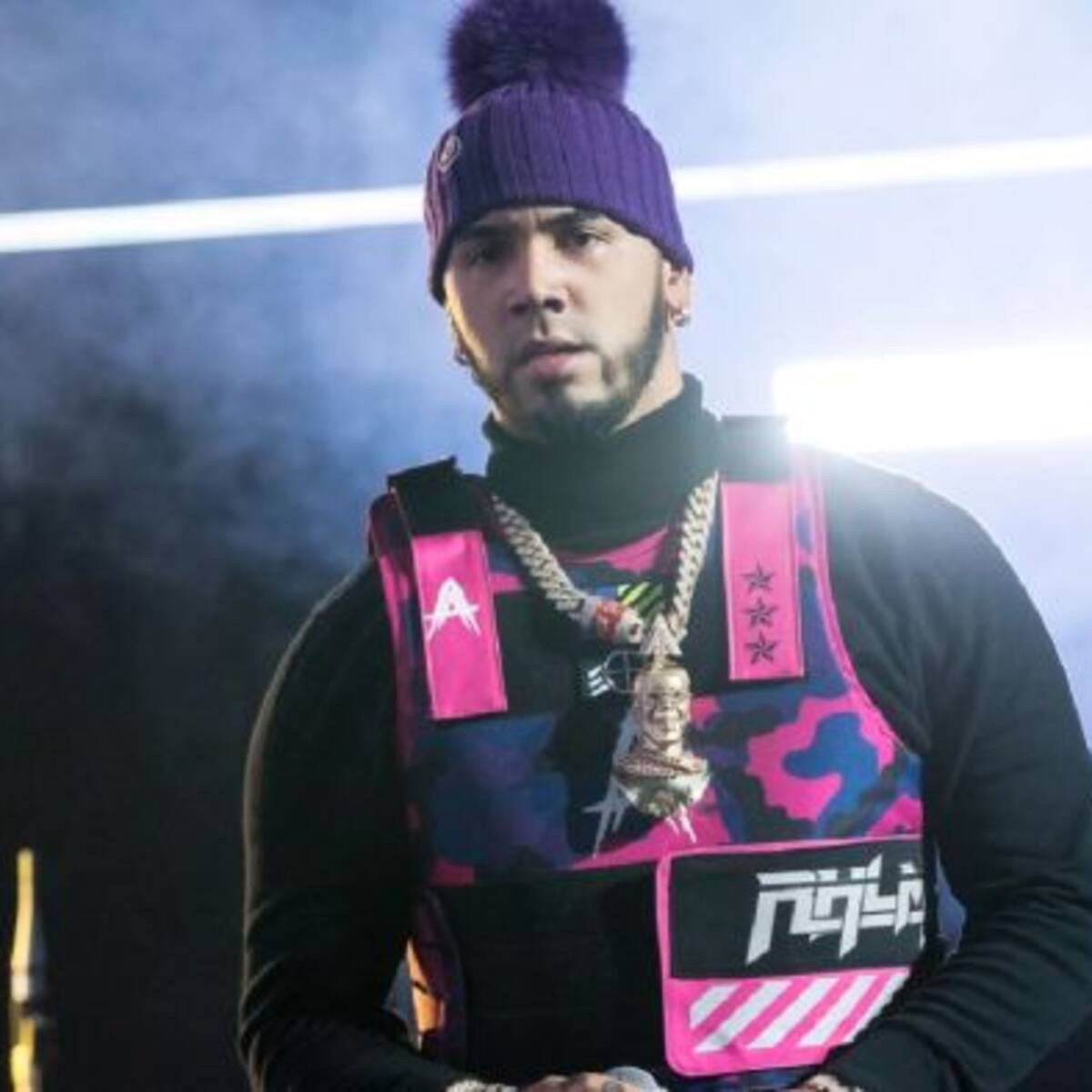 Anuel AA conquista YouTube con su videoclip “Narcos”