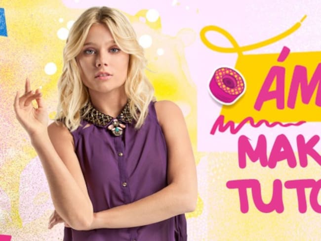 Valentina, caracterizada como Ámbar en una imagen promocional de la serie Soy Luna.