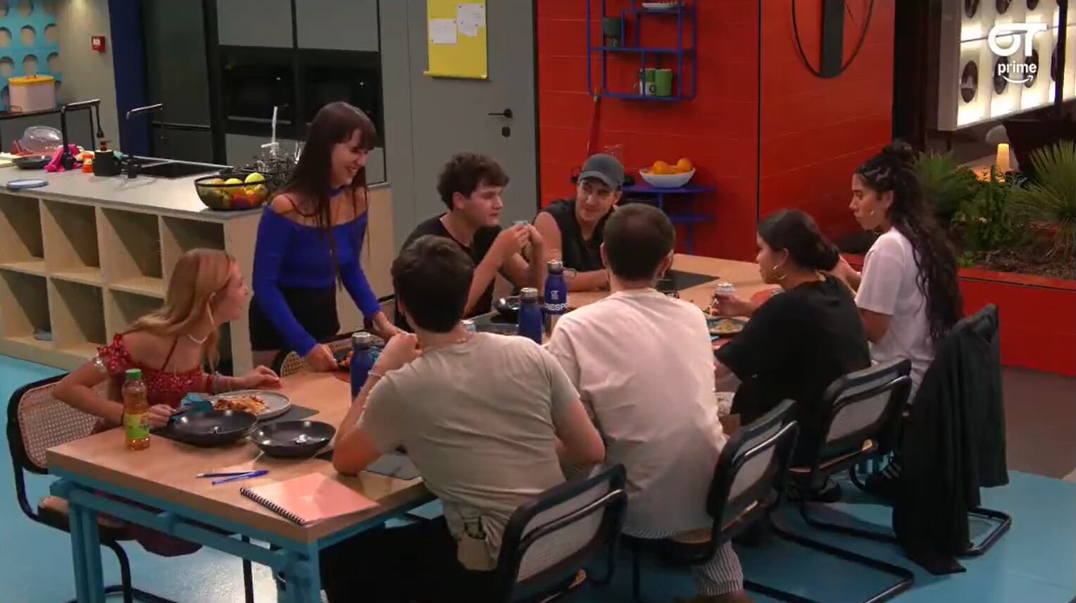 ¿Primer salseo de OT 2025? Salma y Guille aclaran lo que ha pasado entre ellos en la cama 