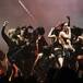 Censuran la actuación de Måneskin en los MTV VMAs porque a su bajista se le vio un pezón