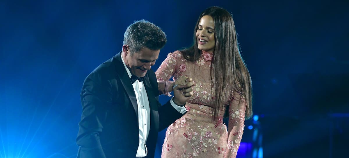 Rosalía y Rauw Alejandro en los Latin Grammy 2017