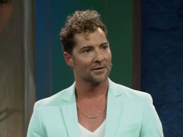 David Bisbal estrena un adelanto de 'Ay Ay Ay' en TikTok con varios rostros conocidos