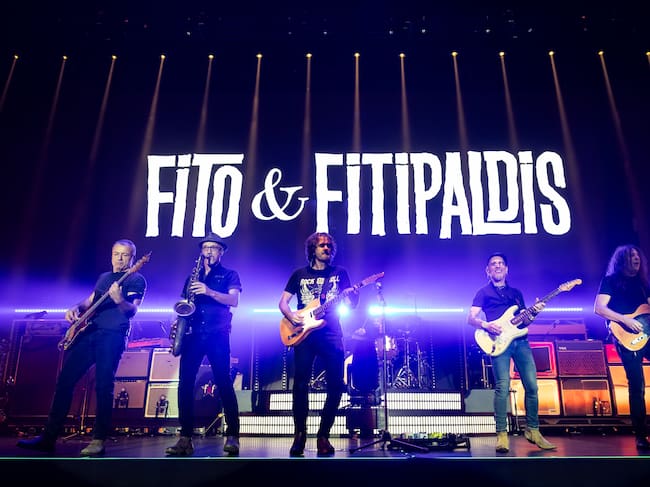 Alejandro Climent, Javier Alzola, Fito Cabrales y Carlos Raya, de Fito & Fitipaldis, en el escenario del Movistar Arena en Madrid el 29 de diciembre de 2025. / Aldara Zarraoa/Redferns