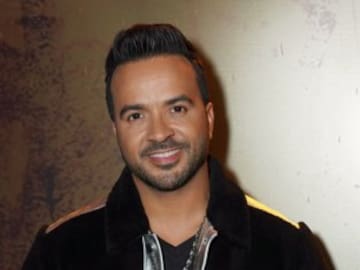Luis Fonsi se cambia radicalmente de look y todos comentan lo mismo: “Estás cada vez más joven”