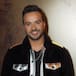 Luis Fonsi se cambia radicalmente de look y todos comentan lo mismo: “Estás cada vez más joven”