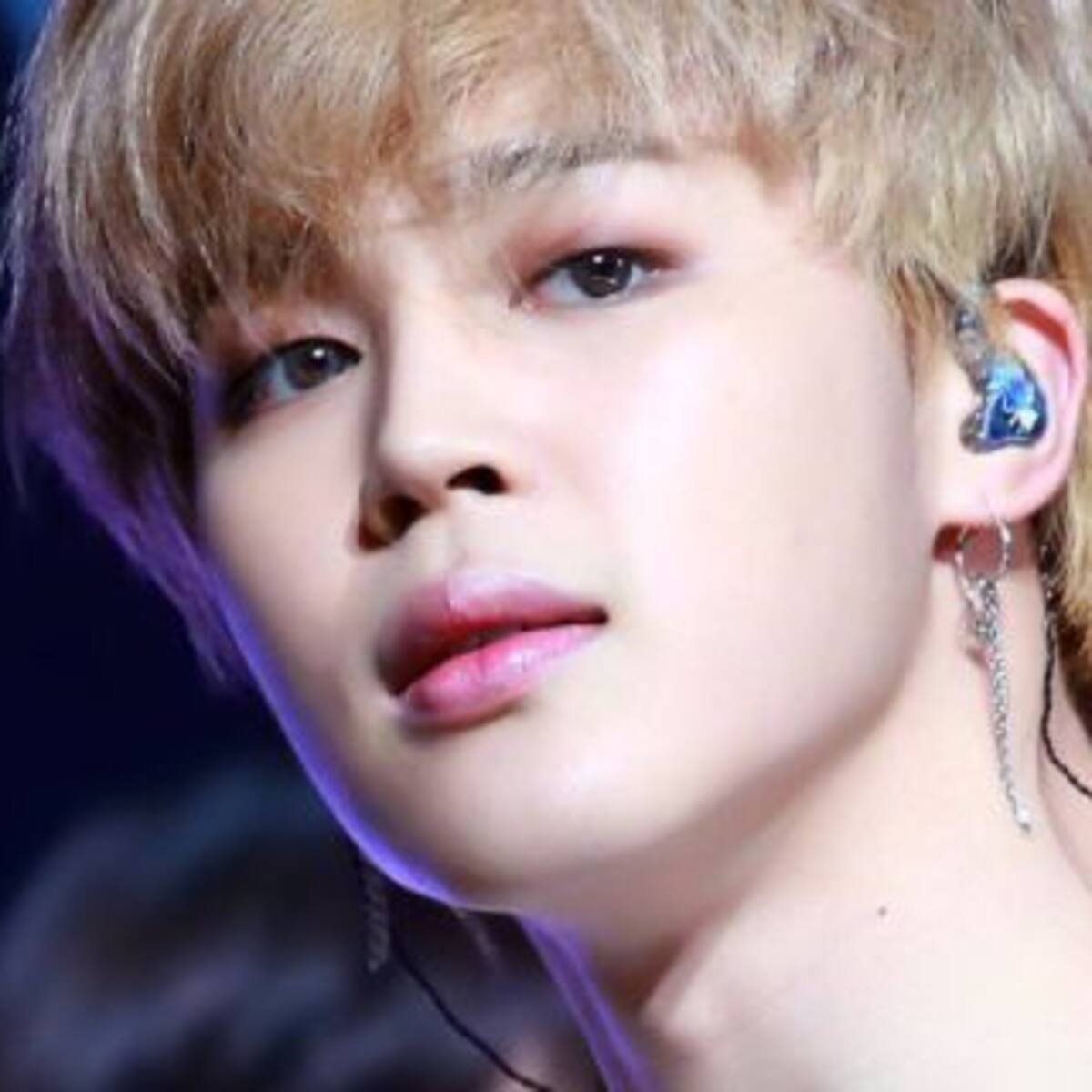 Jimin de BTS apoya a TXT, la nueva banda de K-Pop