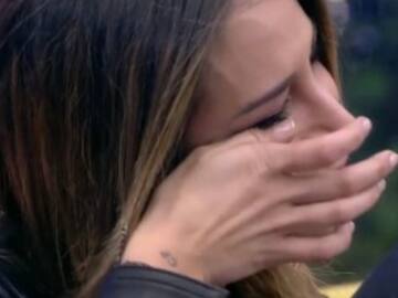 ‘Secret Story’ aclara en directo la relación de Cristina y la directora del programa, ¿es o no es su madrina?