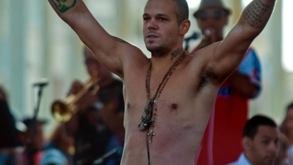 Entérate de las reacciones de artistas ante el deceso de Chávez