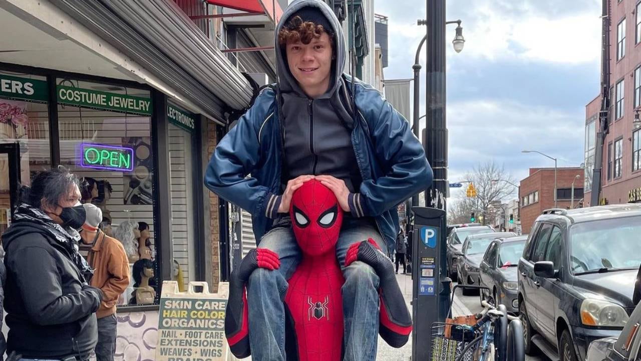 hermano Tom Holland