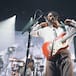 Los miembros de The 1975, declaradas personas no gratas en Kuala Lumpur por un beso