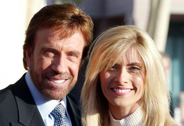 Chuck Norris y su esposa, Gena O&#039;Kelley, acuden a un evento celebrado en California en 2004