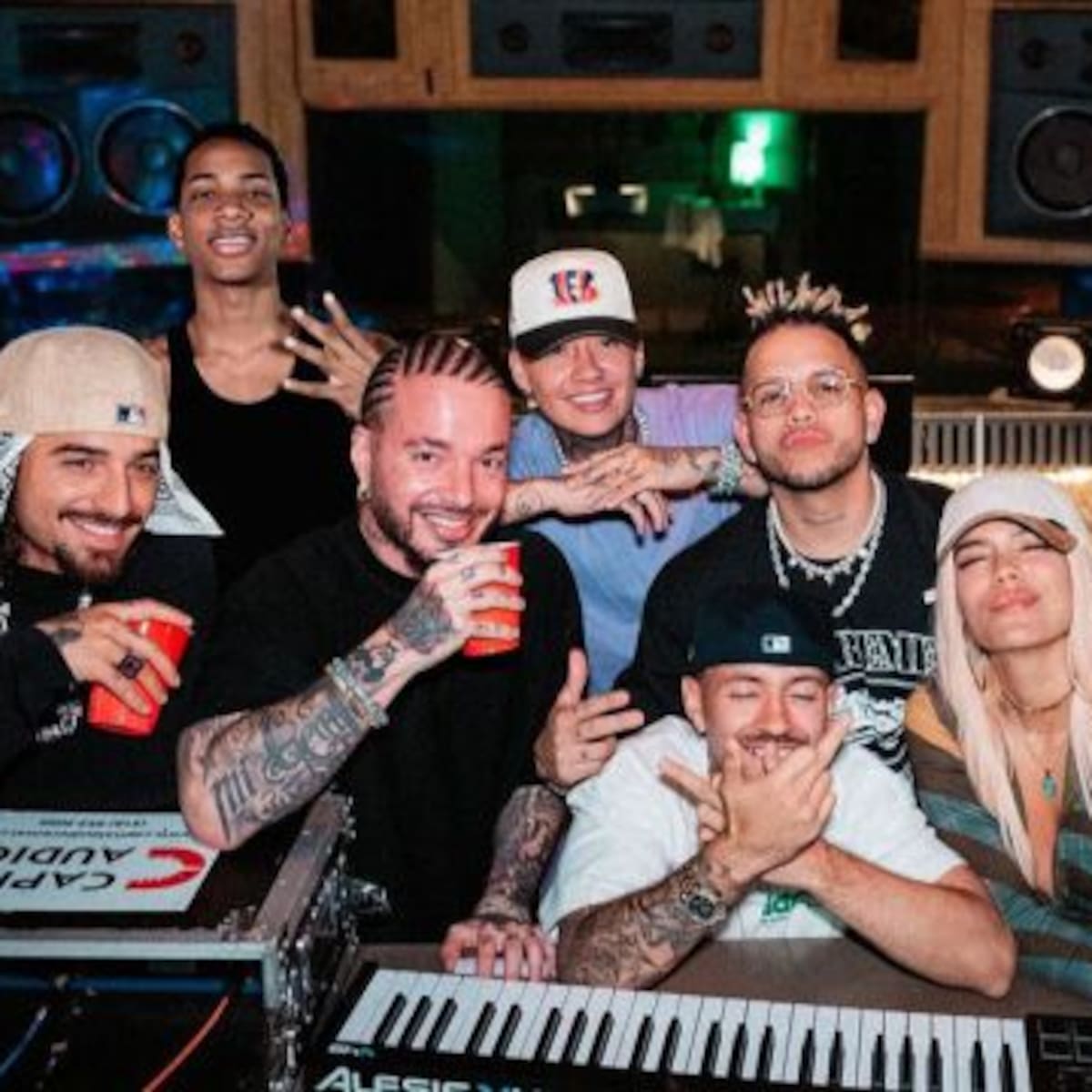 ¿Por qué Karol G se disculpa por su nueva colaboración +57?