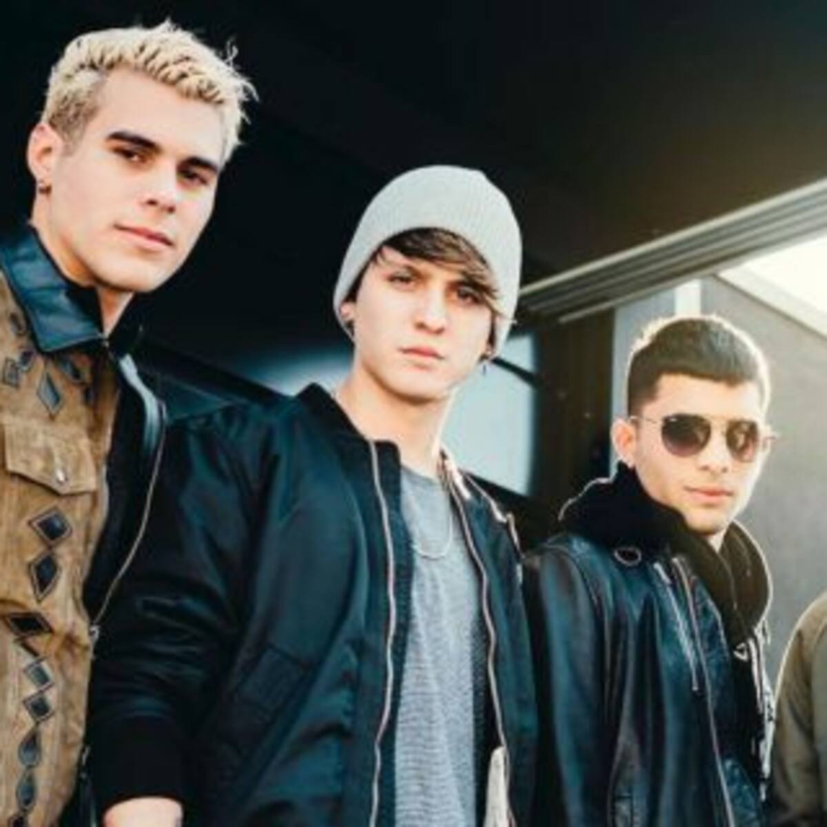 CNCO: Publican imágenes inéditas del video "Beso"