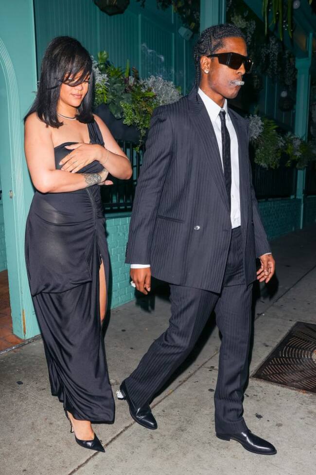Rihanna abandonando el restaurante junto a su novio, ASAP Rocky