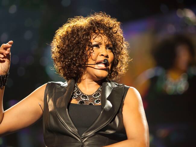 Whitney Houston durante un concierto en el O2 en 2012