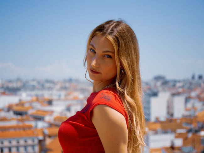 Julieta en la terraza de LOS40