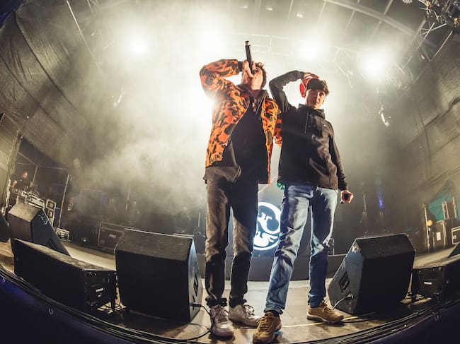 Los raperos Ayax y Prok en un concierto de 2019 en Madrid